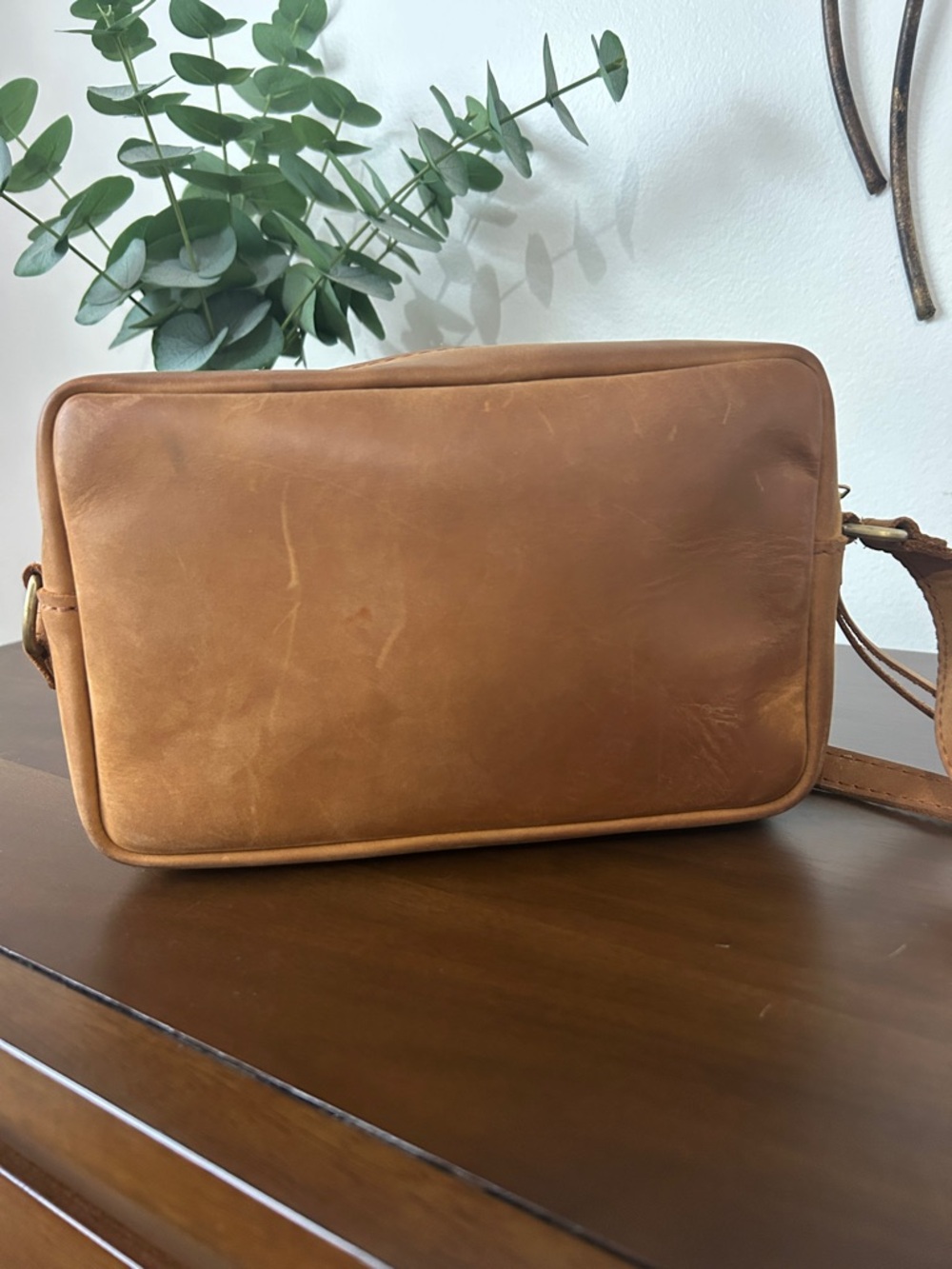 Portland Leather Crossbody Toaster  Leather Bag in Dakota - Picture 4 of 10